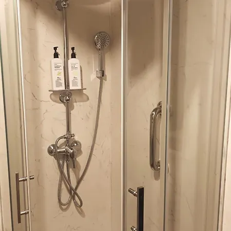 San Francisco Hotel 2*
