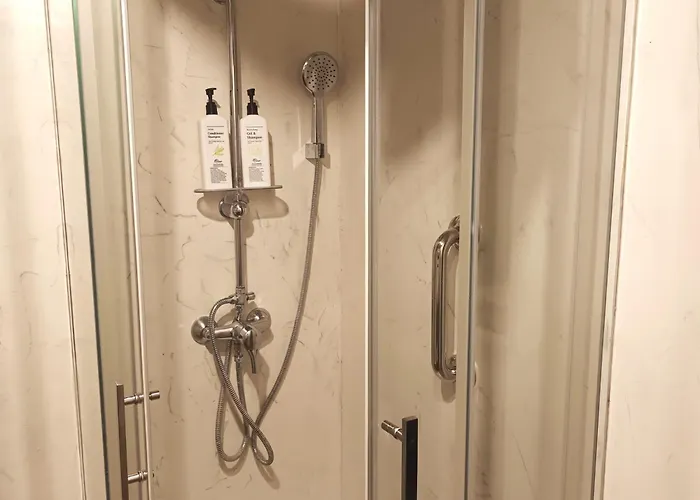 San Francisco Hotel 2*